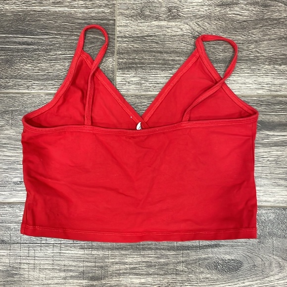 Red crop top - Picture 2 of 2